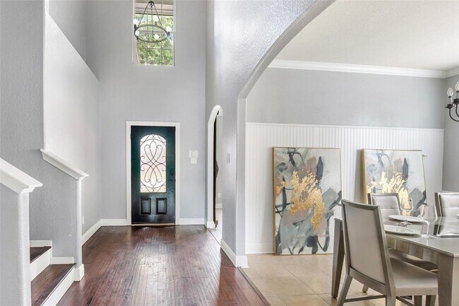 Building Photo - 8514 Sports Haven Dr