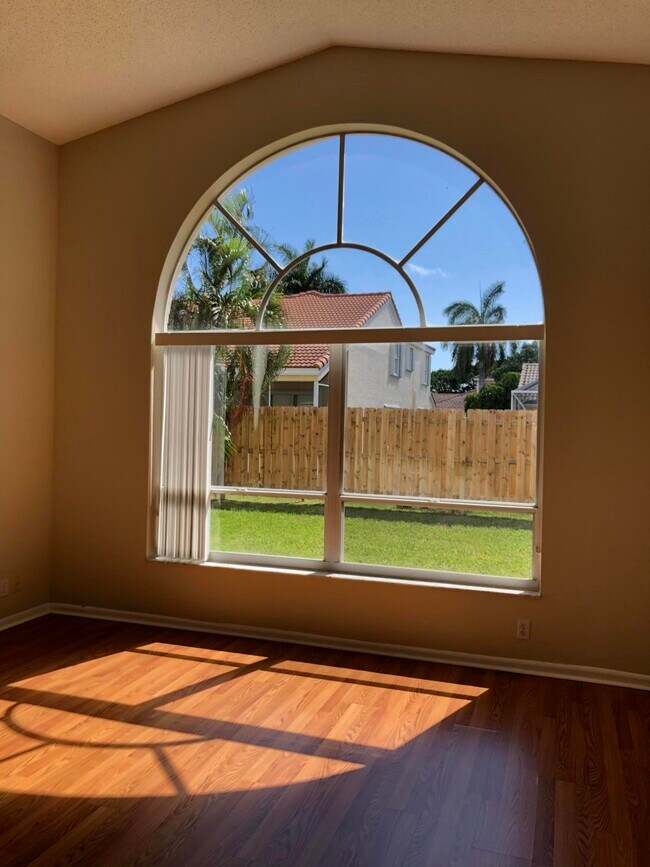 Building Photo - 1072 Siena Oaks Cir E