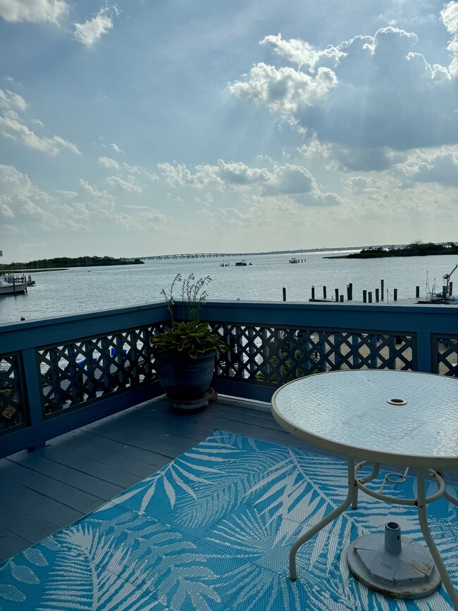 Private balcony with views - 435 Harborside Dr W