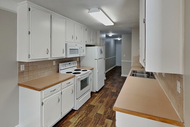 Foto del edificio - 1585 Watson Ridge Trail SE