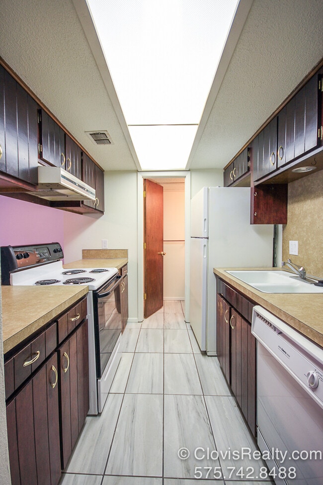 Building Photo - 3512 Adenmor Ct