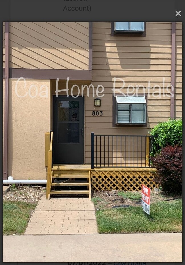 Building Photo - 2405 S Capri St