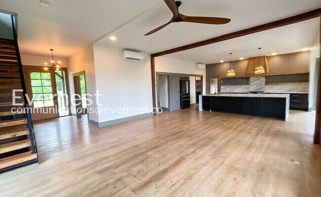 Building Photo - 840 Piney Rdg Trl