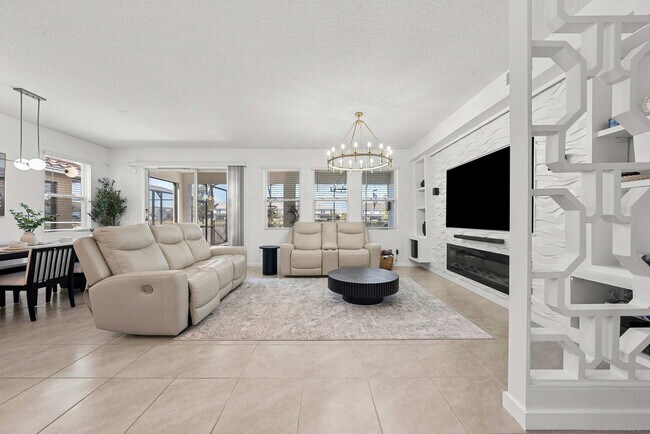 Foto del edificio - 7552 Oakmoss Loop