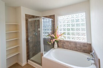 Building Photo - 5111 Juniper Walk Ln