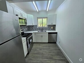 Building Photo - 1045 S Flagler Ave