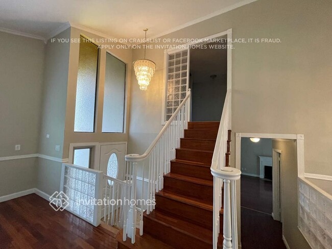 Building Photo - 2810 Iris Ct