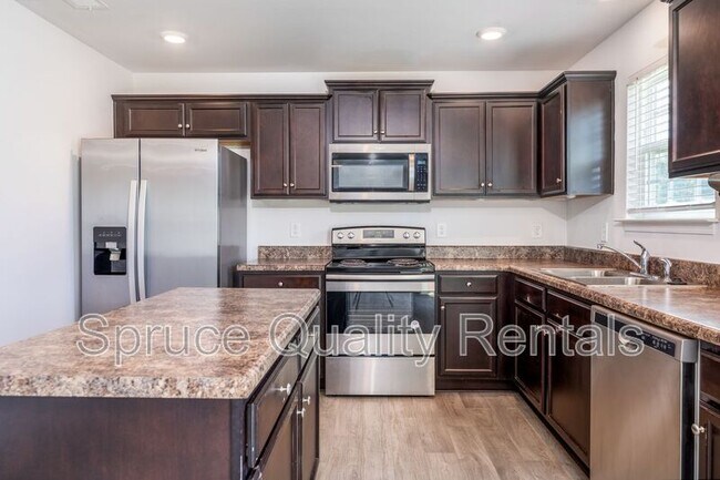 Building Photo - 106 Saddlehorse Ln