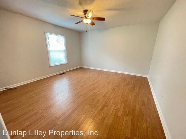 Building Photo - 4 br, 2 bath House - 207 Sunset Dr.