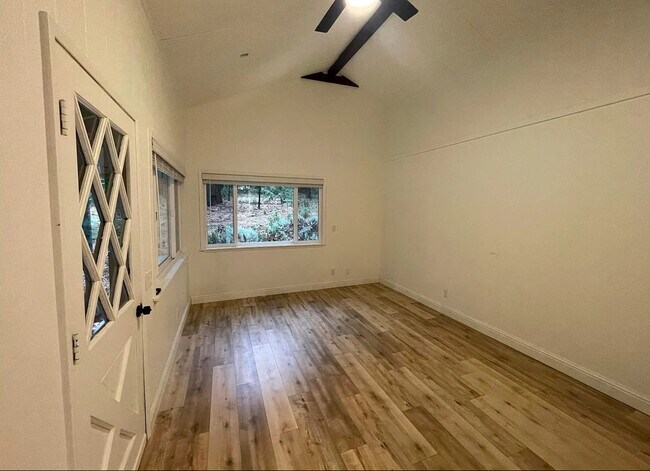 Foto del edificio - 12038 Pamela Ln