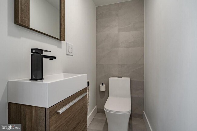 Foto del edificio - 2607 E Boston St