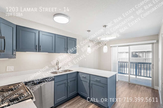 Foto del edificio - 1203 N Lamar St