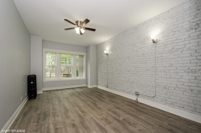 Foto del edificio - 1906 W Morse Ave