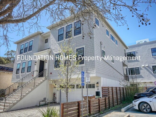 Building Photo - 3 br, 2.5 bath House - 23 G Street