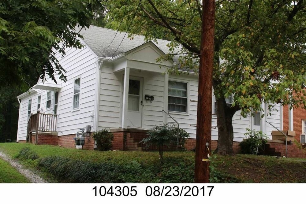 Primary Photo - 2010 Ward St