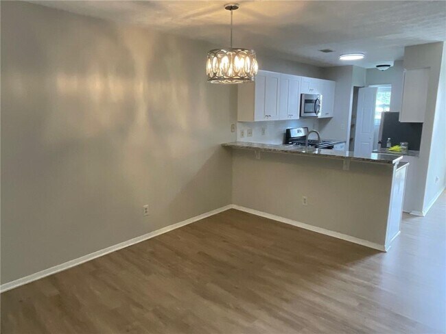 Foto del edificio - 6748 Colchester Pl NW