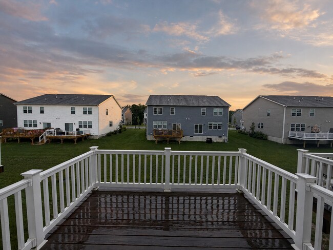 Foto del edificio - 4-Bedroom Townhouse in Jackson