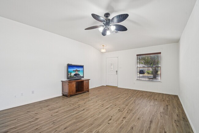 Foto del edificio - 247 San Felipe Dr