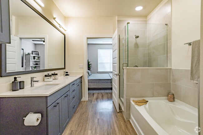 2BR, 2BA - 1,187SF - Primary Bathroom - Perch