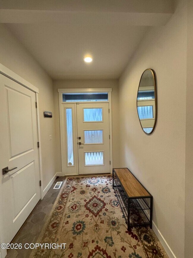 Foto del edificio - Fully furnished ranch style in downtown Anchorage