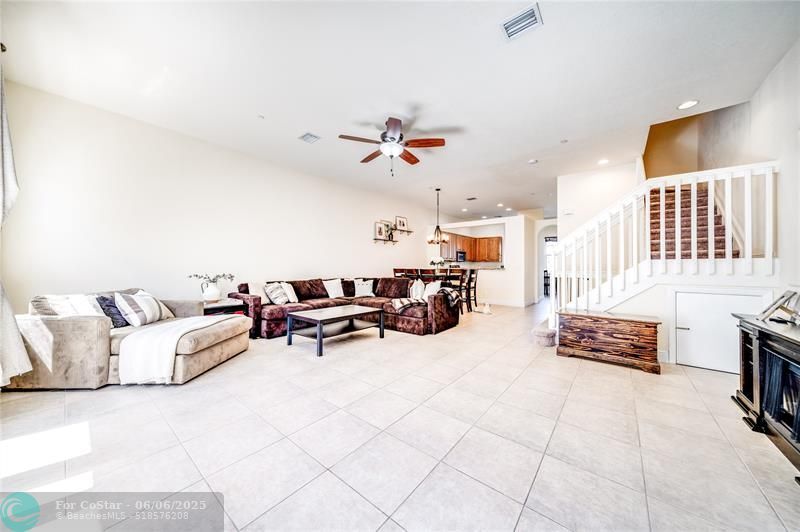 Foto principal - 2228 NE 2nd St