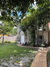 Building Photo - 1350 SW 13th St