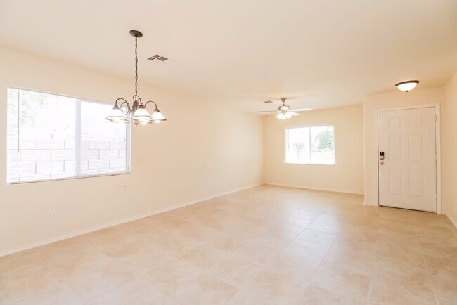 Building Photo - 4036 E Morenci Rd
