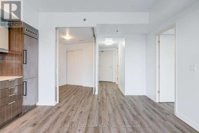 Photo du bâtiment - 90 Glen Everest Rd