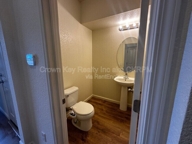 Foto del edificio - 2608 Greenleaf St