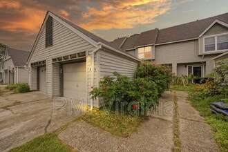 Building Photo - 5140 Glenwood Way