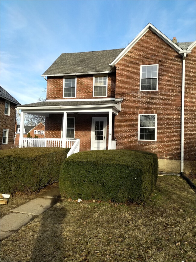 Building Photo - 1138 Arcadia St