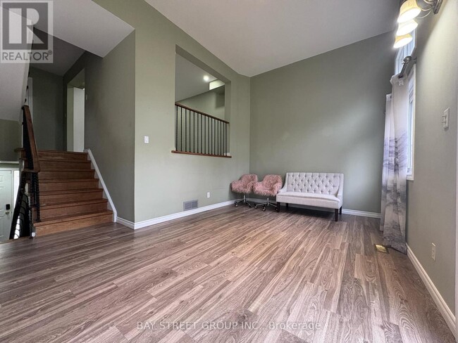 Building Photo - 3352 Burdock Pl
