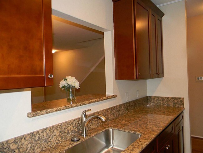 Foto del edificio - 2828 Holly Hall St