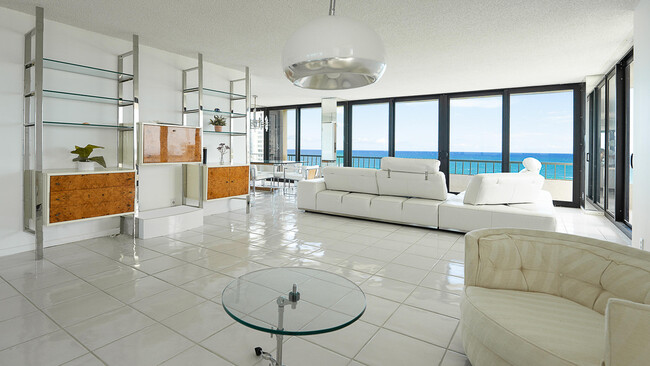 Foto del edificio - 5540 N Ocean Dr