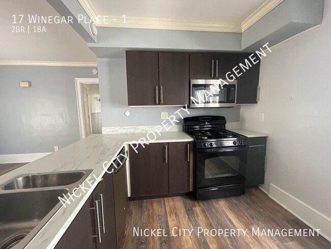 Building Photo - 17 Winegar Pl