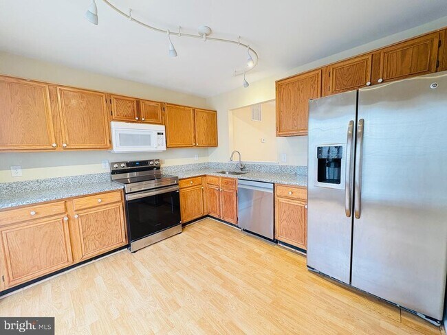 Foto del edificio - 13918 Big Yankee Ln