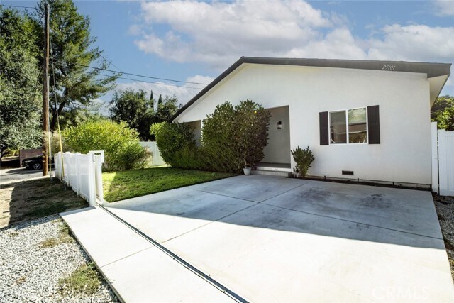 Building Photo - 25101 Vermont Dr