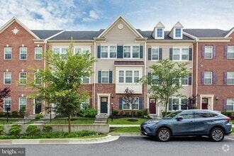 Building Photo - 7465 St Margarets Blvd