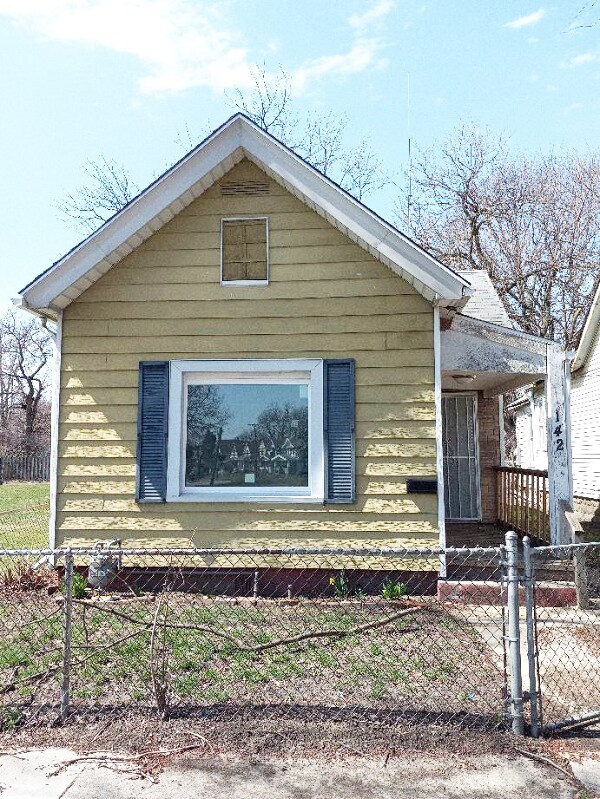Foto del edificio - Cozy 2-Bedroom 1-Bathroom Home in South To...