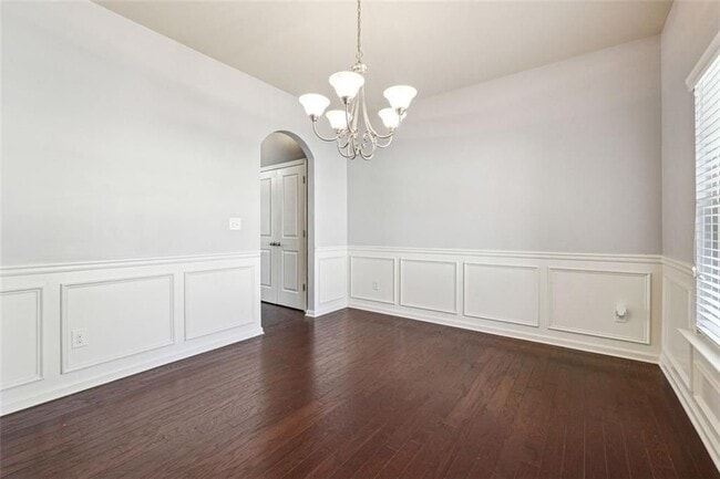 Building Photo - 6331 Salinger Ct