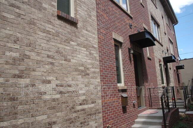 Photo - 522 University Blvd Townhome