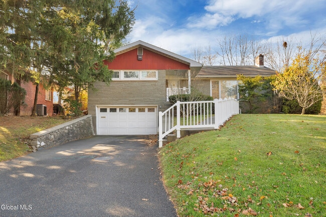 Building Photo - 188 Hackett Blvd