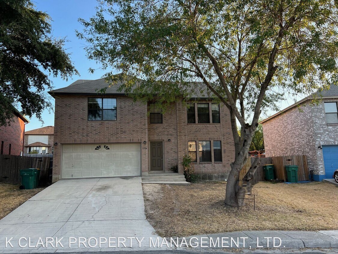 Primary Photo - 4 br, 2.5 bath House - 7714 RED RIVER BAY