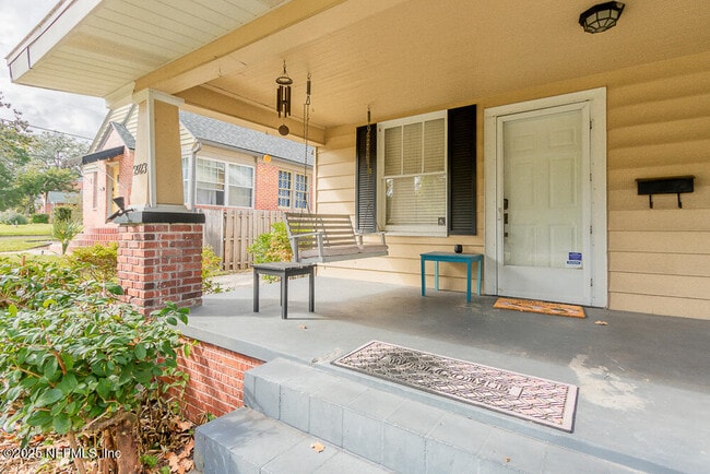 Foto del edificio - 2923 Downing St