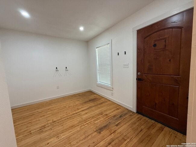 Building Photo - 312 Natalen Ave