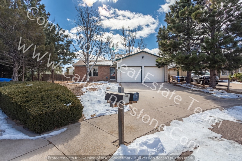 Foto principal - 7715 Chateau Ct