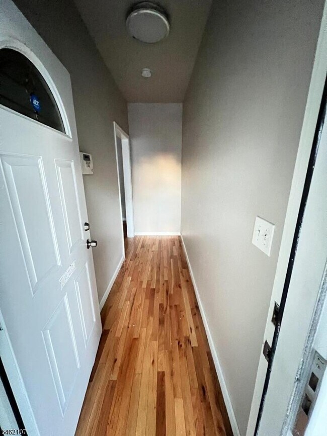Foto del edificio - 485 E 27th St