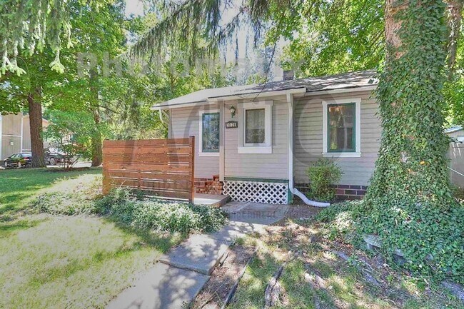 Foto del edificio - Darling Bungalow in the Perry District