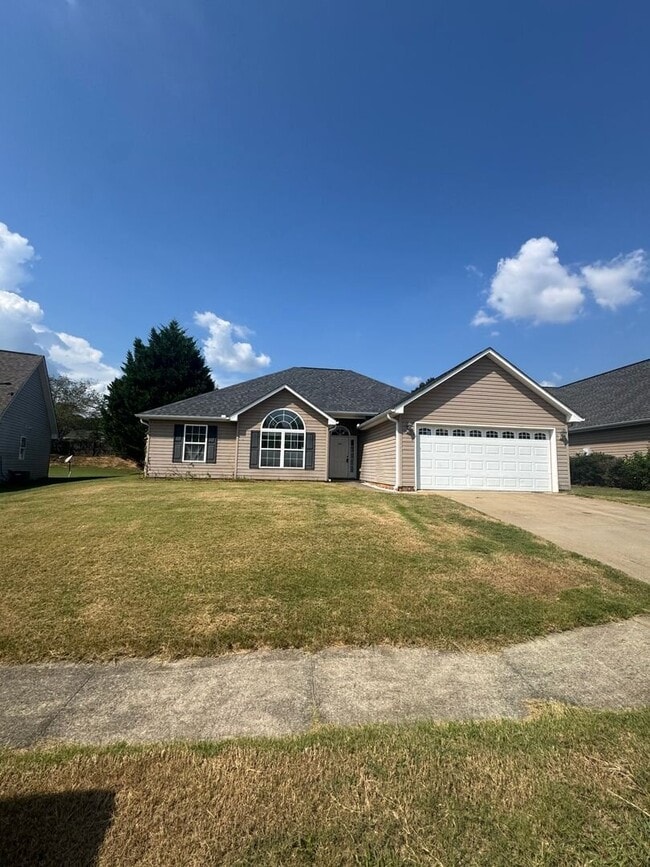 Updated 3 bedroom - Updated 3 bedroom House
