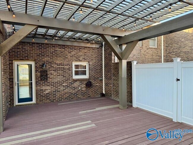 Foto del edificio - 110 Michli Rd